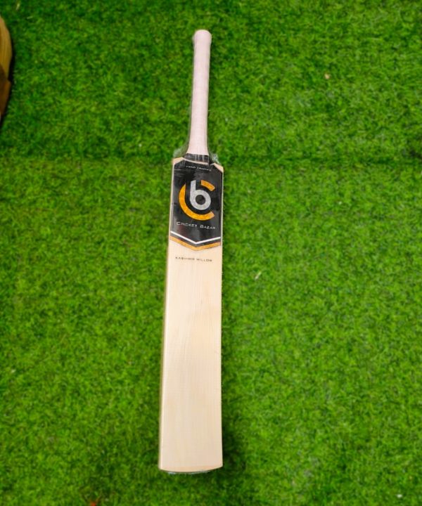 CB Junior Kashmir Willow Cricket Bat (SIZE 5,6,Harrow) - Image 3