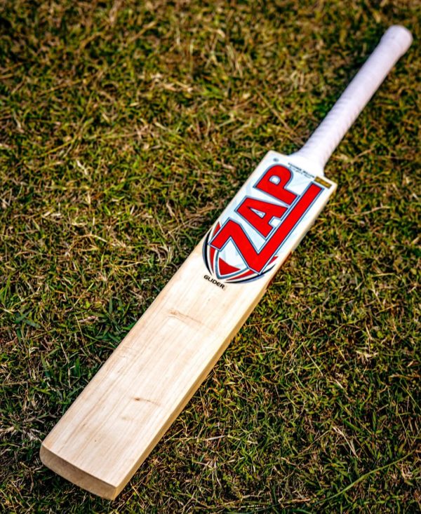 ZAP Glider Kashmir Willow Bat (Available size SH/Harrow/Size 6). - Image 3