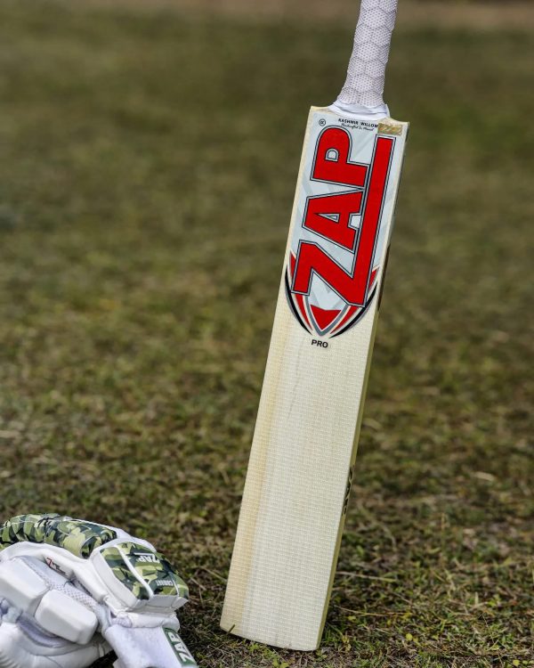 ZAP Pro Kashmir Willow Cricket Bat (Available in Size 3,4,5,6,SH) - Image 2